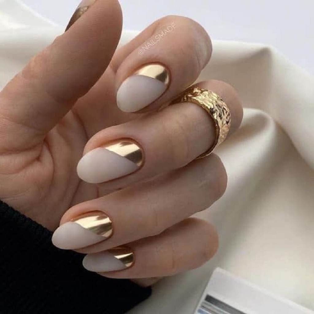 A Neutral Coat On Gold