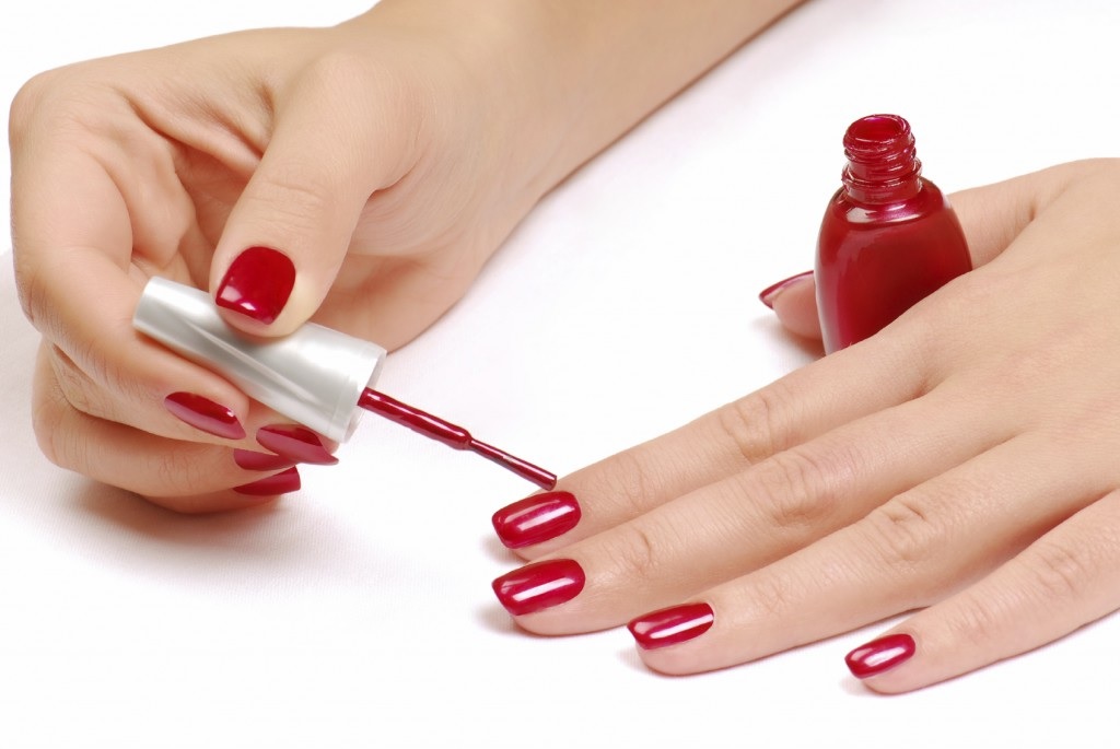 Learn How to Get a DND DC Gel Polish Manicure at Home